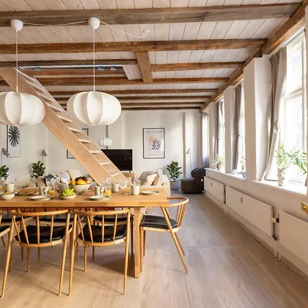 דירה Stylish Duplex In N קופנהגן