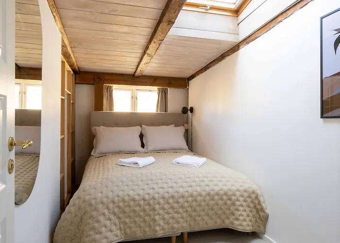 Stylish Duplex In N Apartamento *