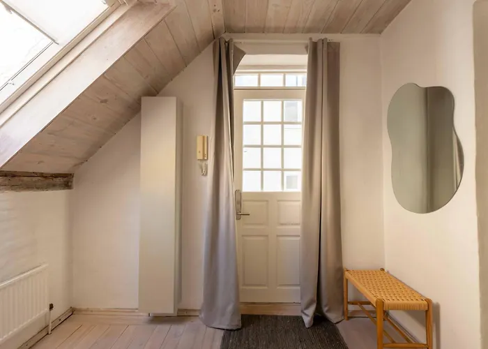Stylish Duplex In N